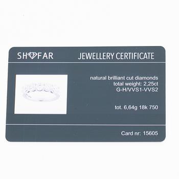 18K white gold half eternity ring with brilliant-cut diamonds.