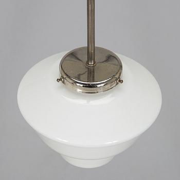 Paavo Tynell, kattovalaisin, malli 553 Taito 1930-luku.