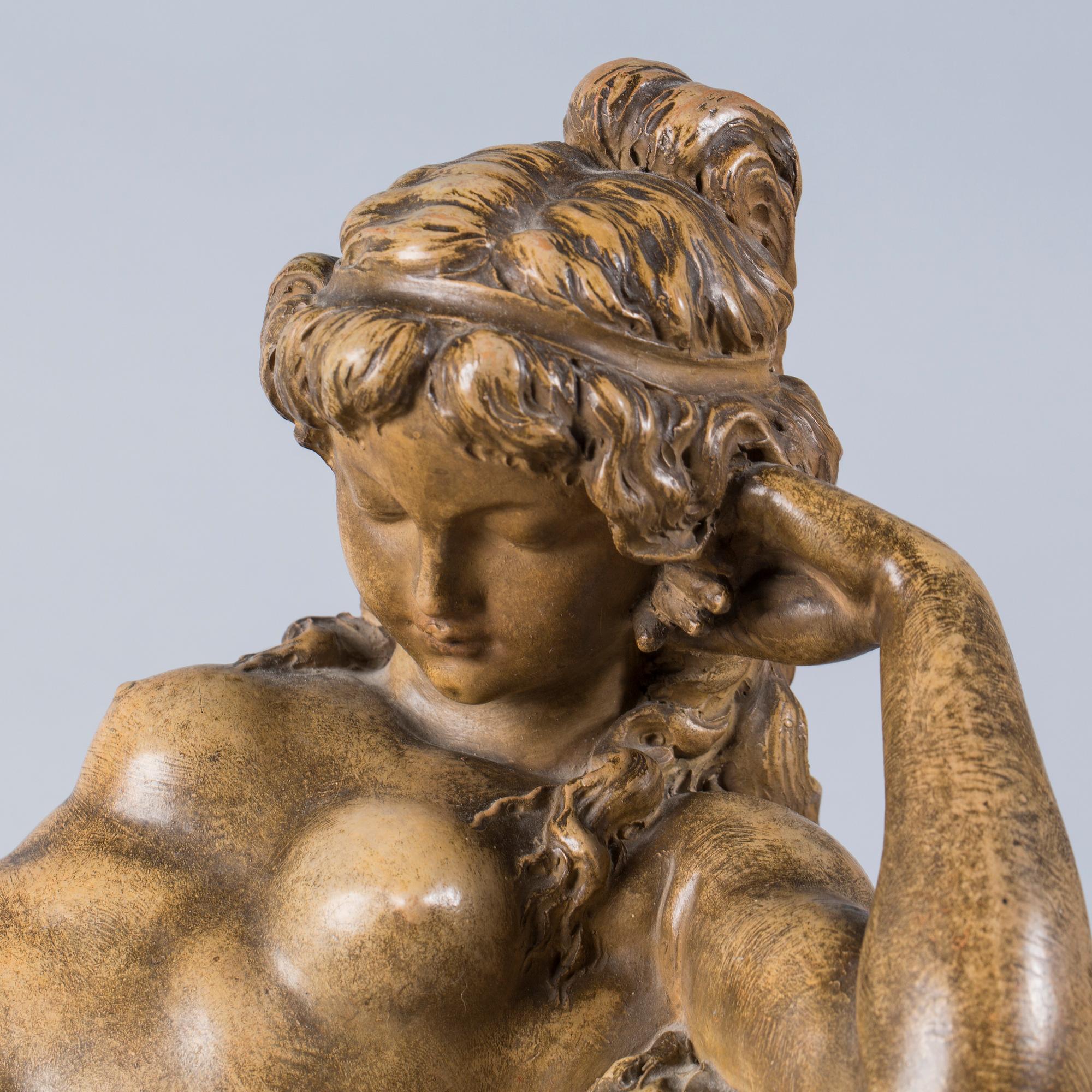 SKULPTUR, patinerad terracotta.