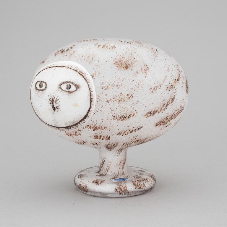 OIVA TOIKKA, figure, glass, signed, Nuutajärvi, Notsjö, Finland.