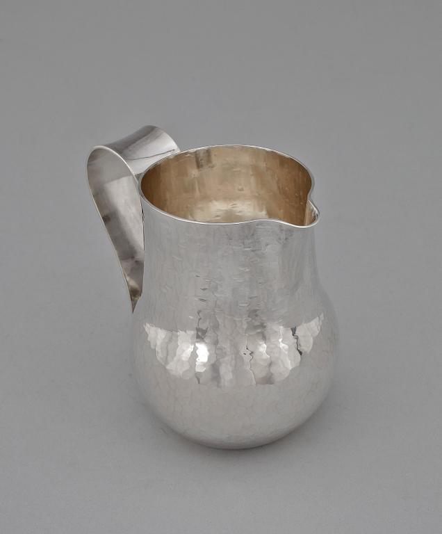 KANNA. Sterling silver, Rey Urban, Stockholm, 1977. Vikt 230 g.