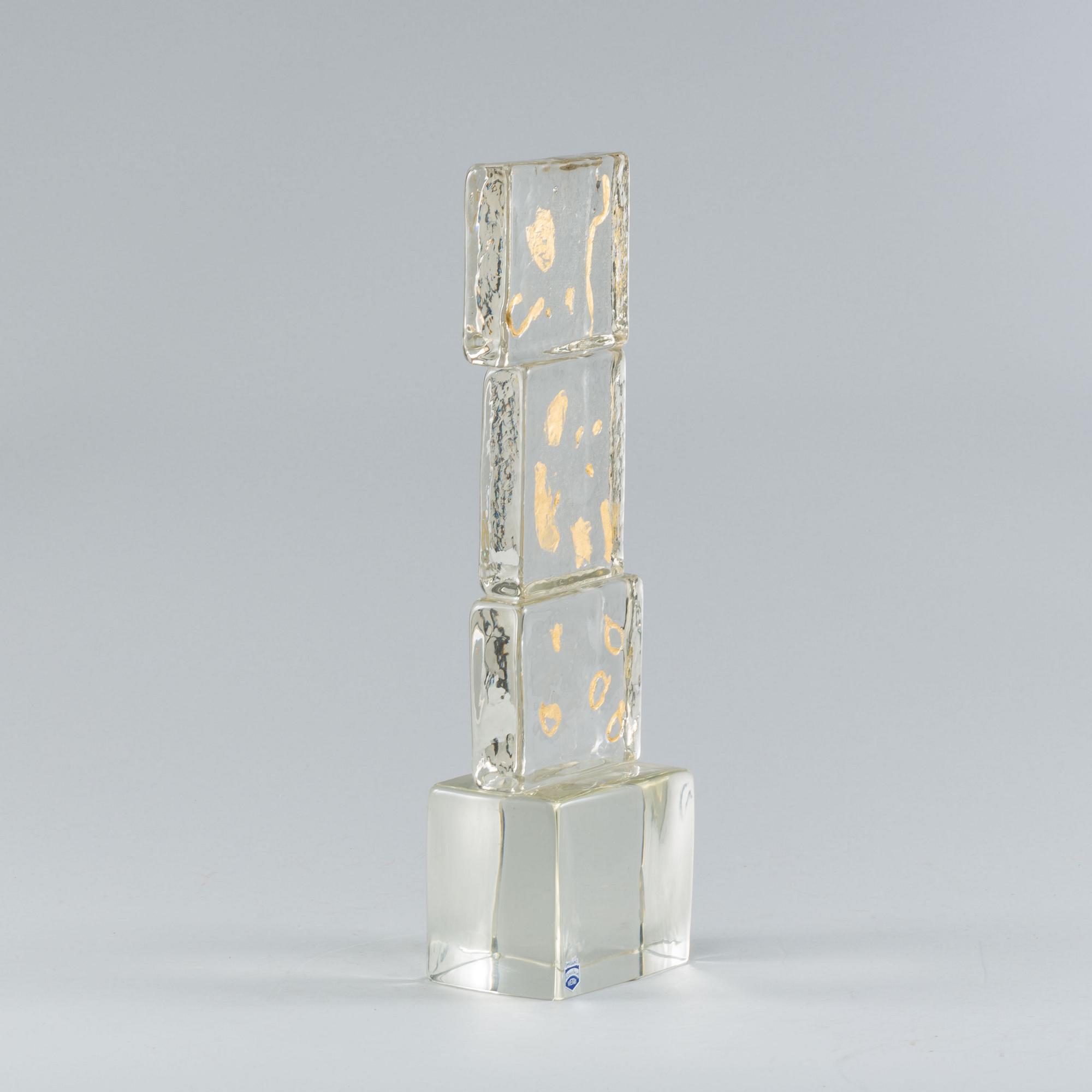 An Alfredo Barbini glass sculpture for Cenedese.