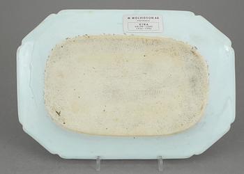 STEKFAT, porslin, Kina, Qianlong (1936-95).