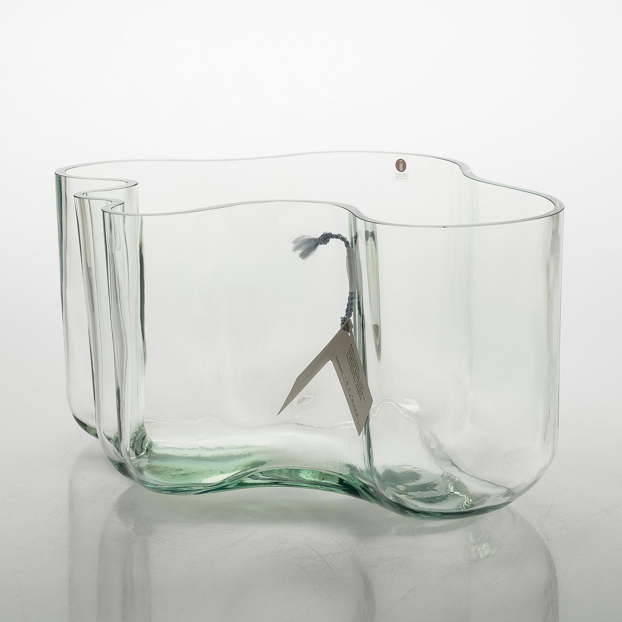 Alvar Aalto, a glass vase model 3031, signed Alvar Aalto Iittala 2002 and numbered 187/2000.