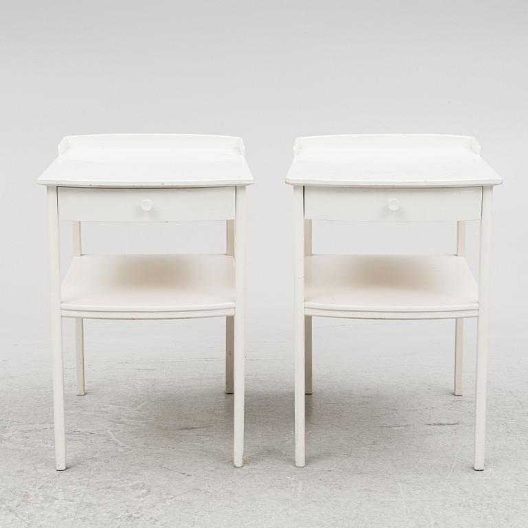 Carl Malmsten, a pair of 'Birgitta' bedside tables, Åfors Möbelfabrik, second half of the 20th Century.