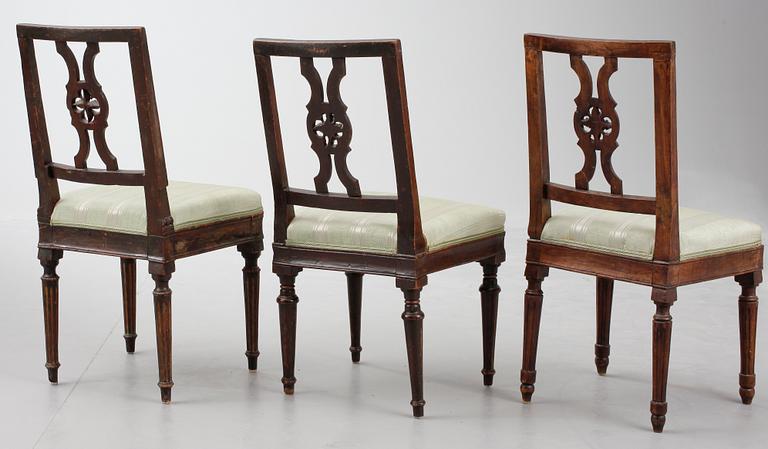 STOLAR, 3 st. Gustavianskt provinsarbete, 1700-tal.