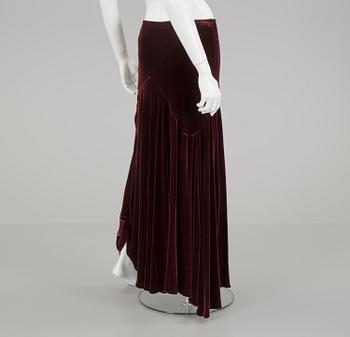 A skirt by Ralph Lauren , in size 4(USA).