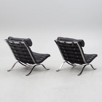 Arne Norell, a pair of "Ari" lounge chairs, Norell Möbler, late 20th century.