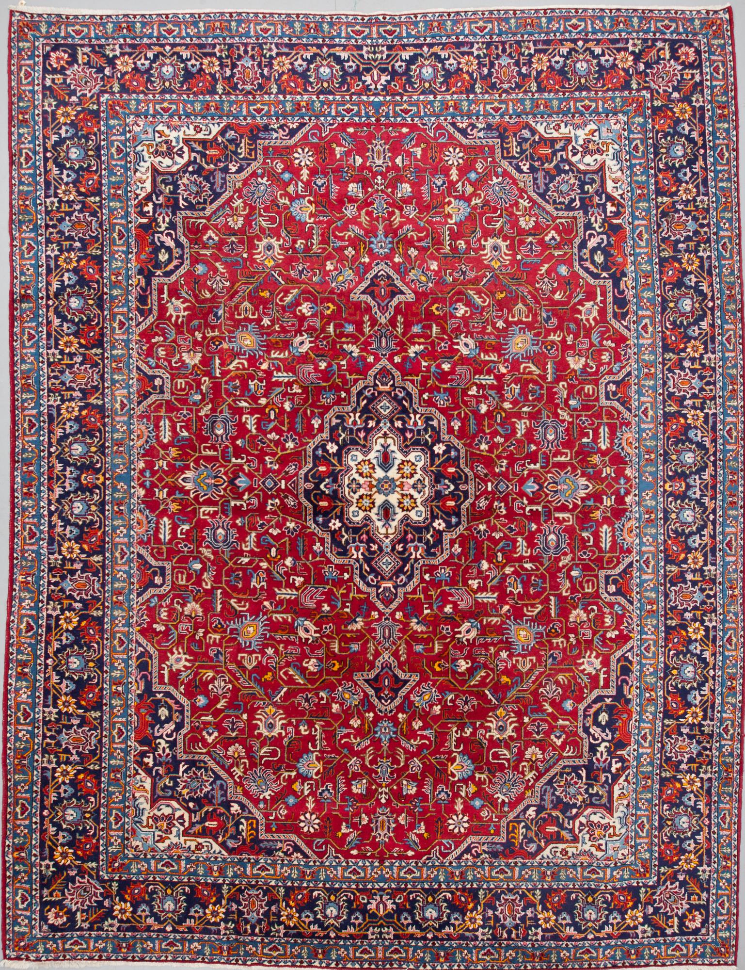 MATTA, semiantik, Keshan, ca 381 X 296 cm.