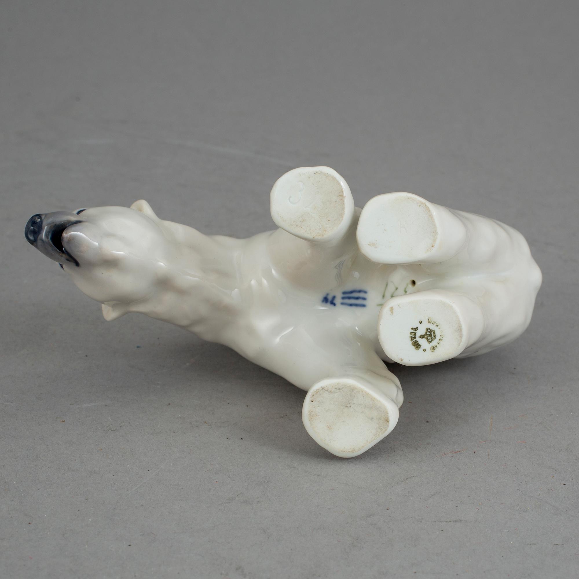 FIGURIN, porslin. Royal Copenhagen, 1900-tal.