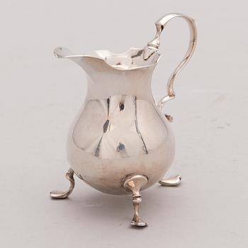 A Mid Gerorgian Silver Creamer, London 1744.