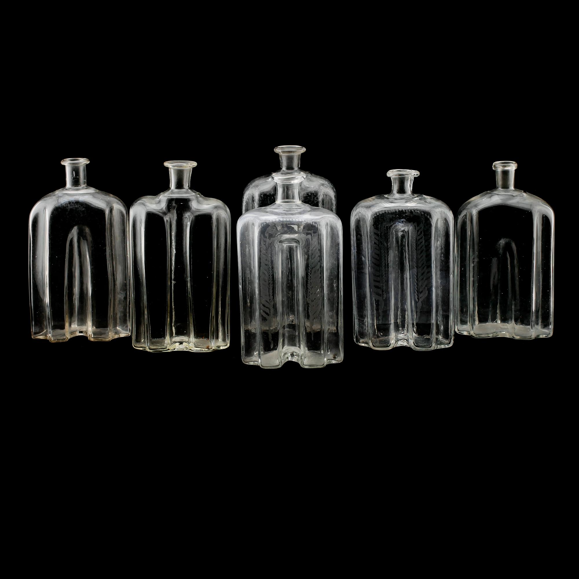 KARAFFER, 6 st, glas, 1800-tal.