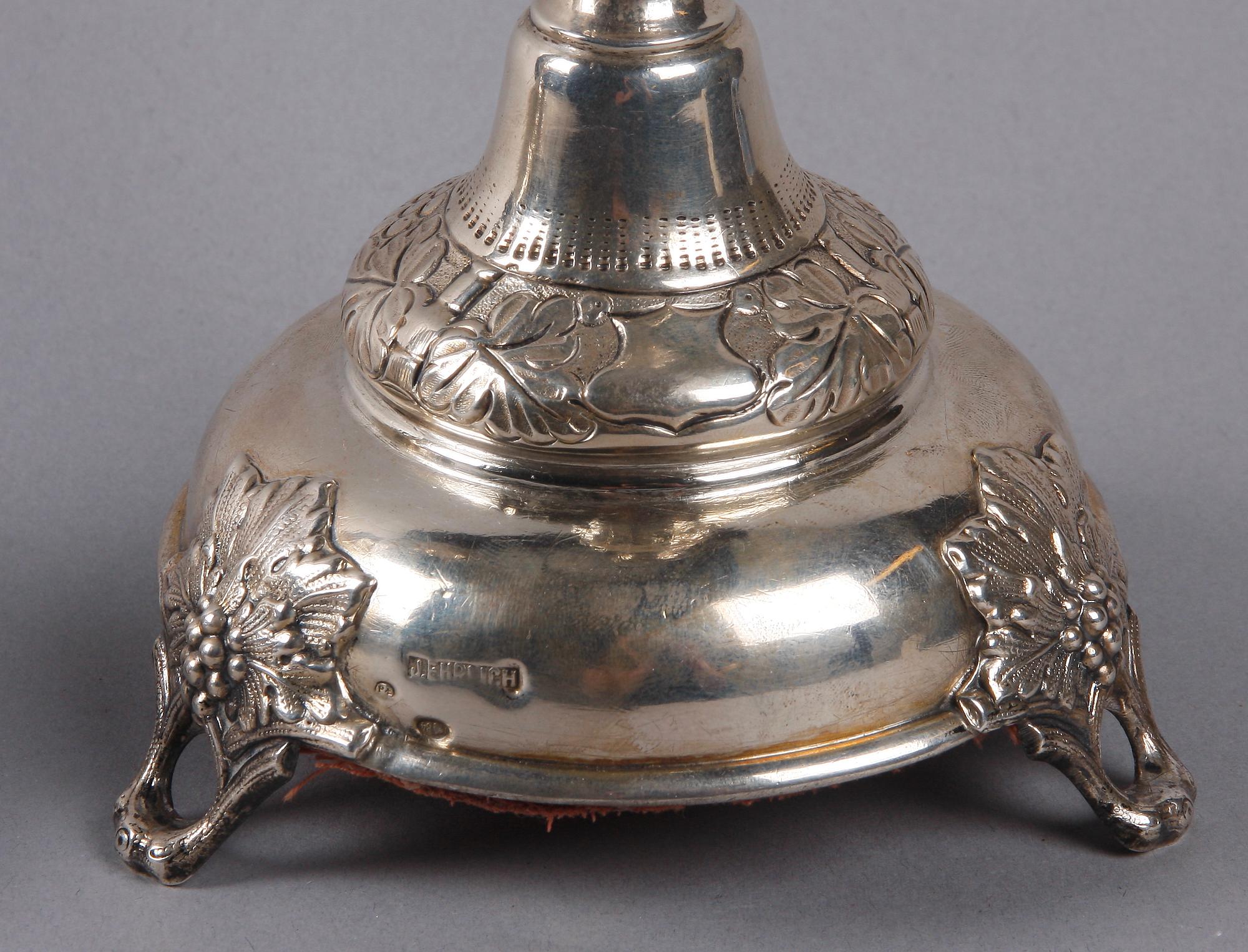 LJUSSTAKAR, ett par, silver, Icek Ehrlich Warszawa, 1896-1915. Bär ryska stämplar.