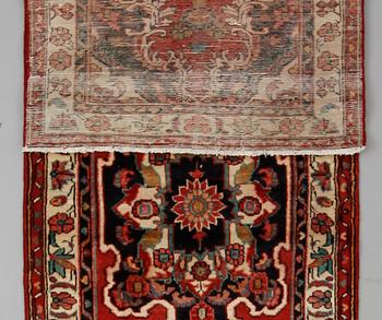 MATTA, Hamadan, ca 417 x 89 cm.