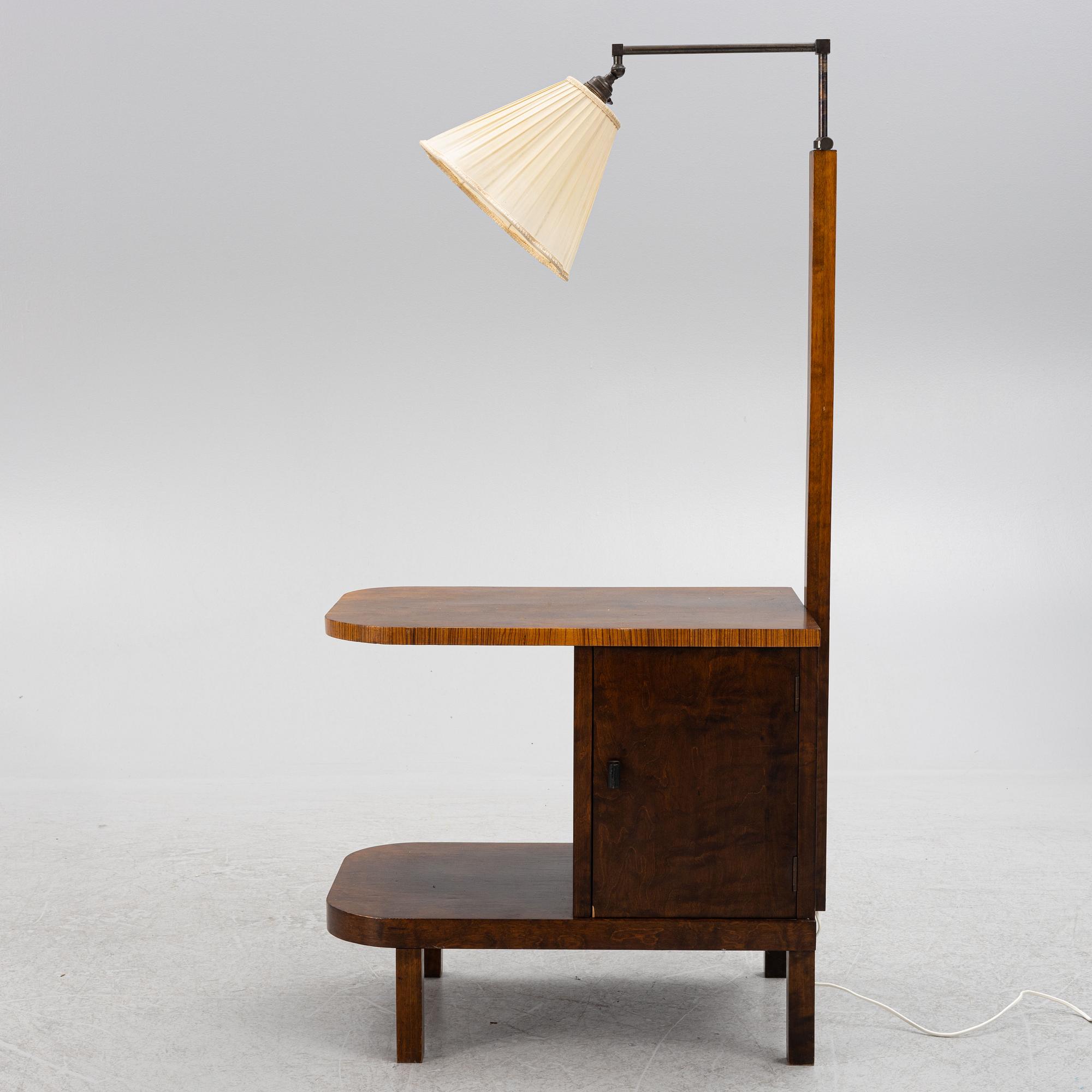 Bord med lampa, funkis, 1930-tal.