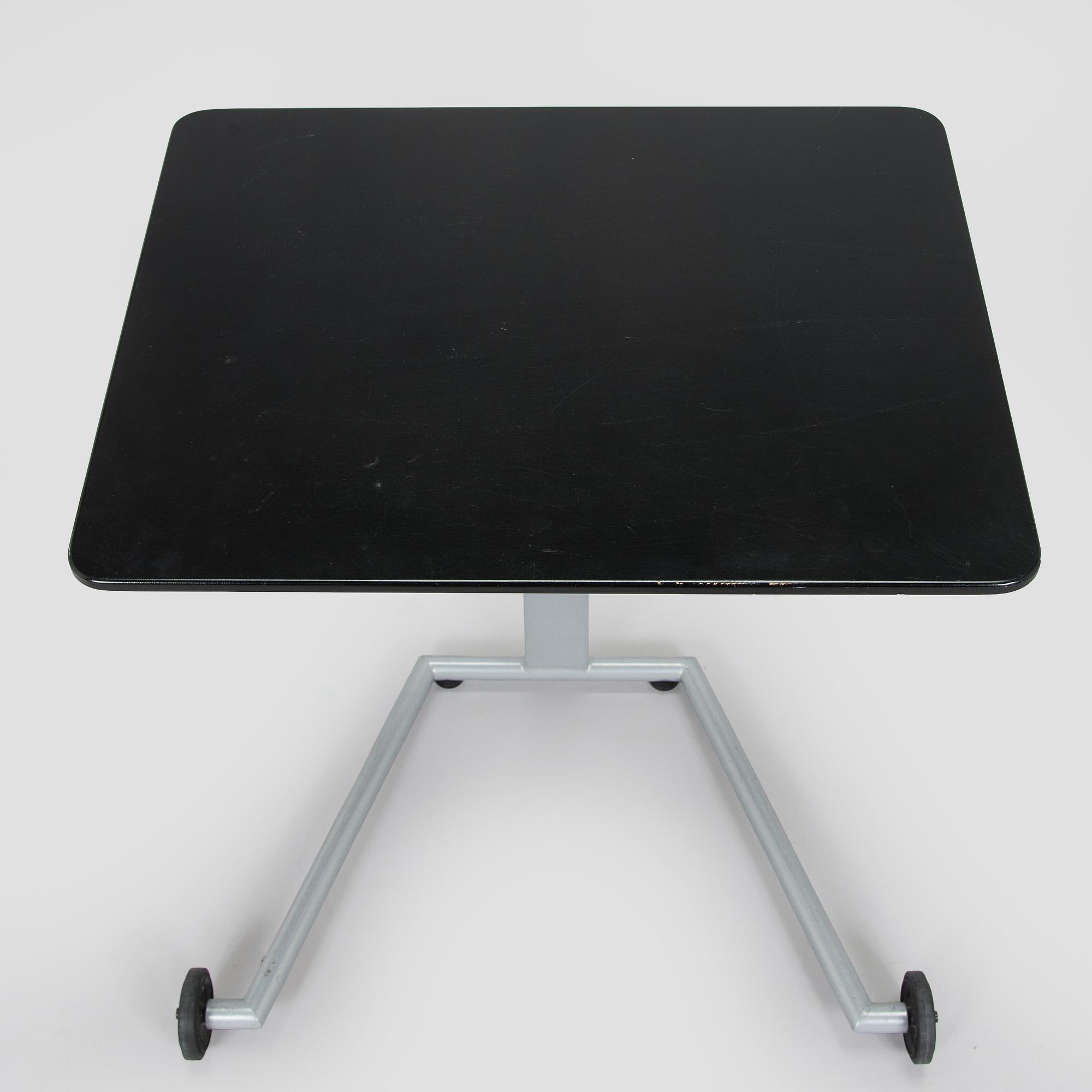 Jouni Leino, Table "Wheeler" for Inno. Jouni Leino Design Studio 2001.