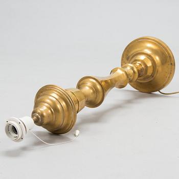 Golvlampa/Lampfot, 1900-talets slut.