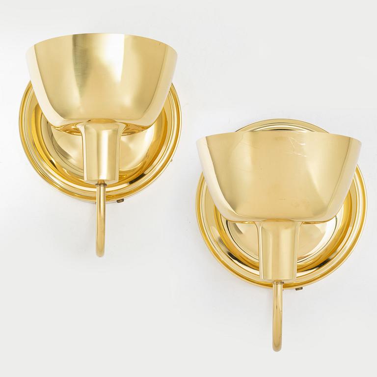Josef Frank, Wall lamps, a pair, model 2389, Svenskt Tenn.