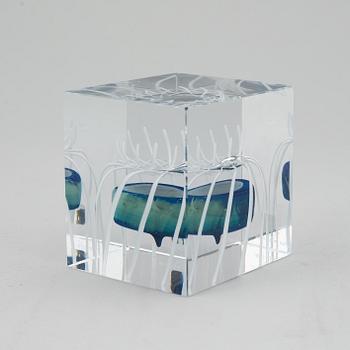 OIVA TOIKKA, an annual glass cube, Nuutajärvi, Finland 1990.