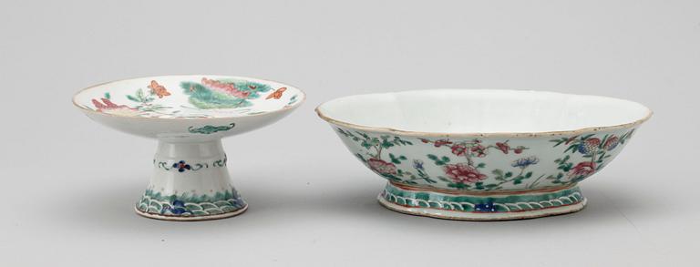 TAZZA SAMT SKÅL, porslin, Qing-dynastin, Kina ca 1900.