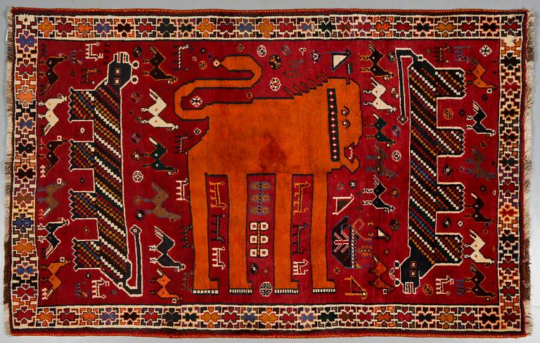 MATTA, troligen kashgai, modern tillverkning, 190 x 126 cm.