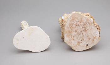 ARON JERNDAHL, 2 st, gips, sign.