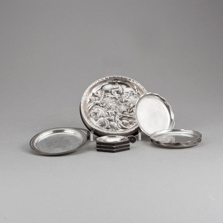 PARTI UNDERLÄGG och FAT, silver, 15 delar. Cirka 570 gram. Mestadels 1960-tal.