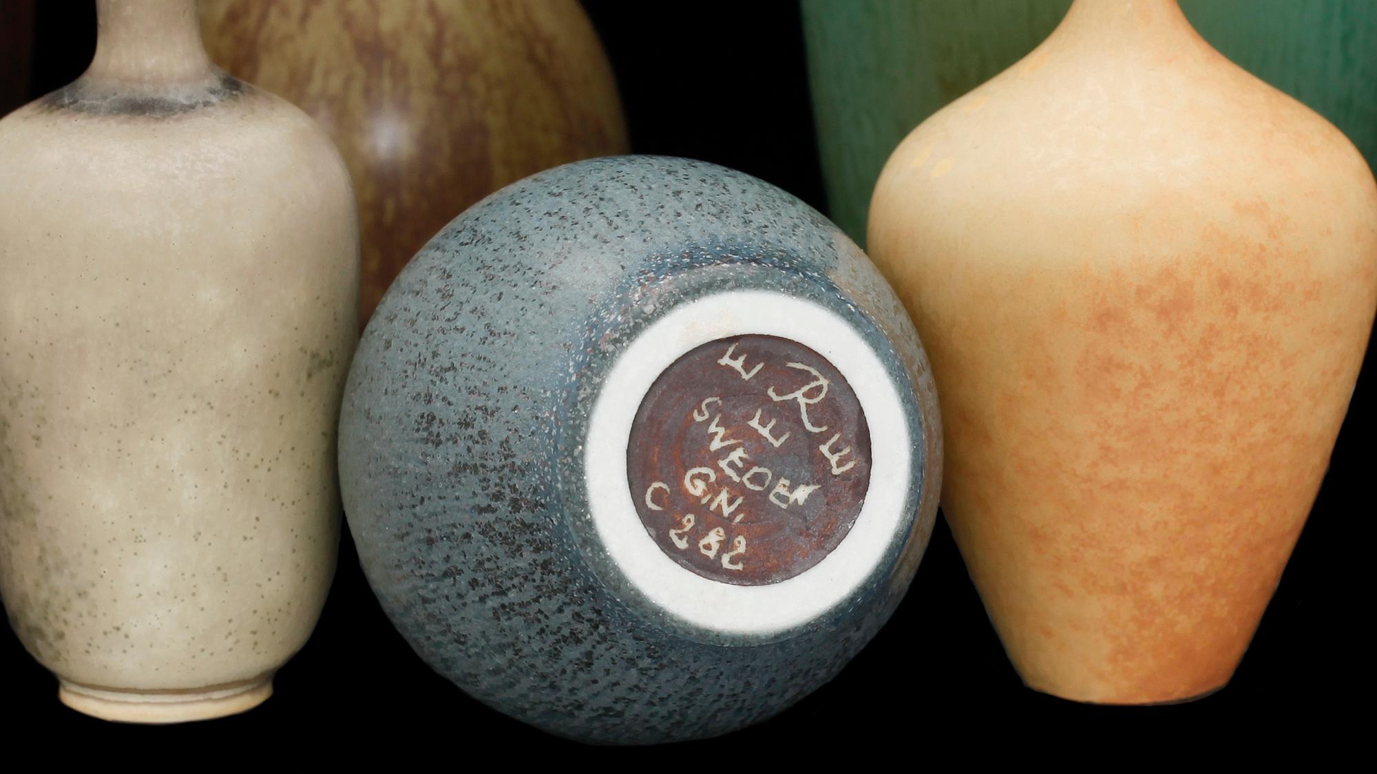MINIATYRER, 8 st, stengods, Gunnar Nylund, Rörstrand. 1900-talets mitt.