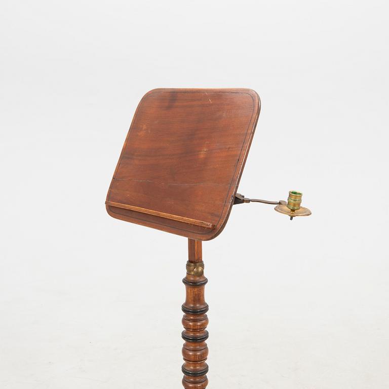 Läsbord England omkring 1900.