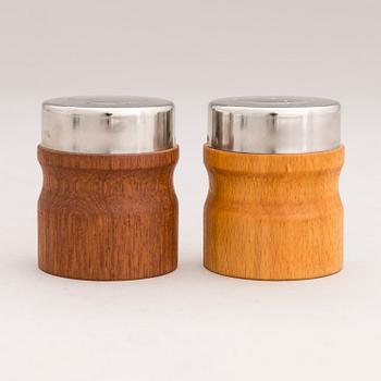 BERTEL GARDBEG, Suolasirotin ja pippurisirotin.