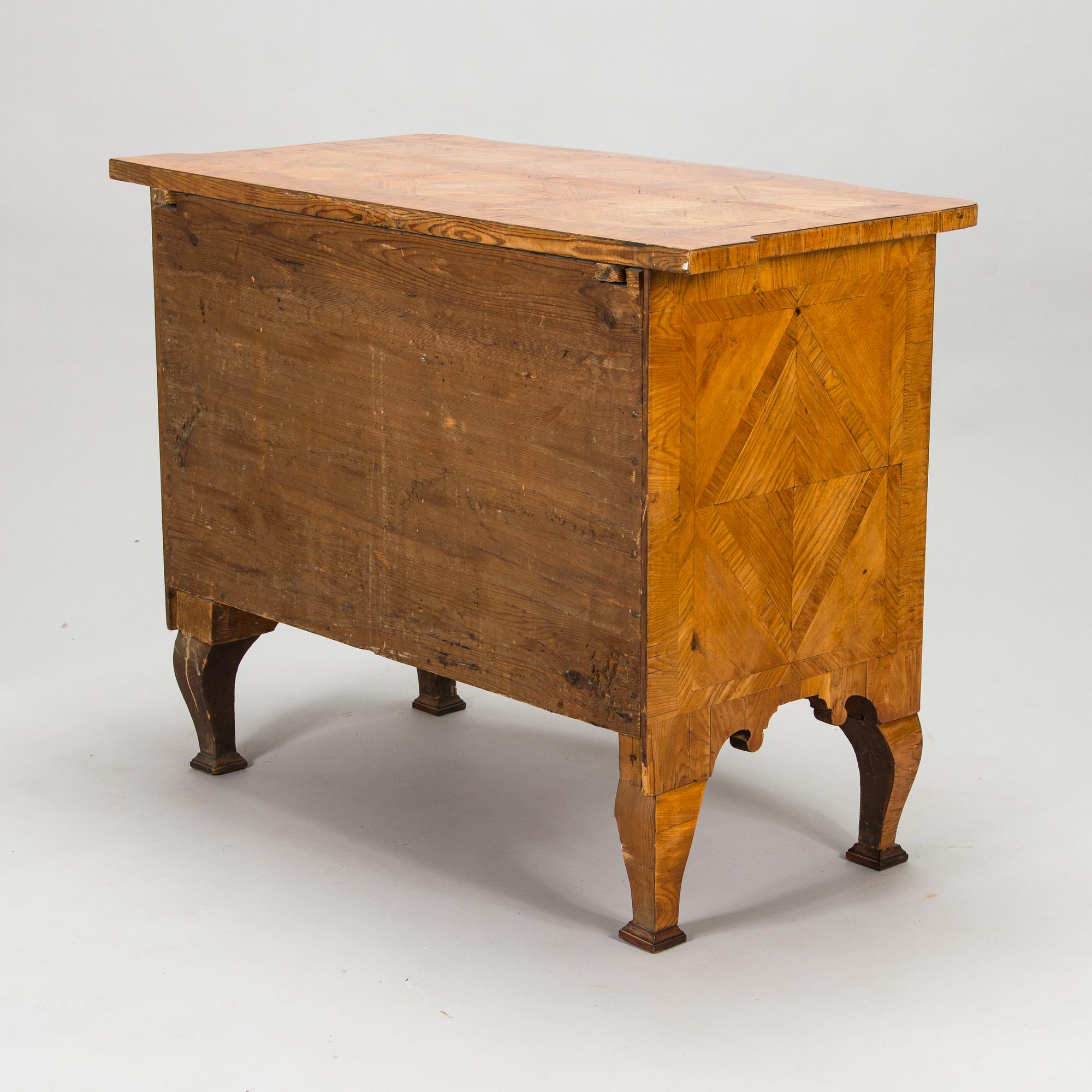 A Swedish chest of drawers, from around 1740.