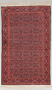MATTA, old, Sarouk, ca 204 x 127 cm.