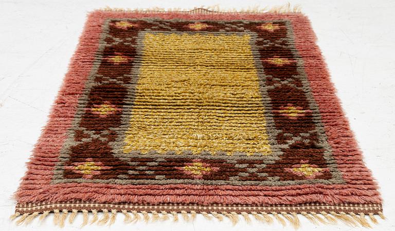 A knotte pile rya, Sweden, 1940s, c. 99 x 59 cm.