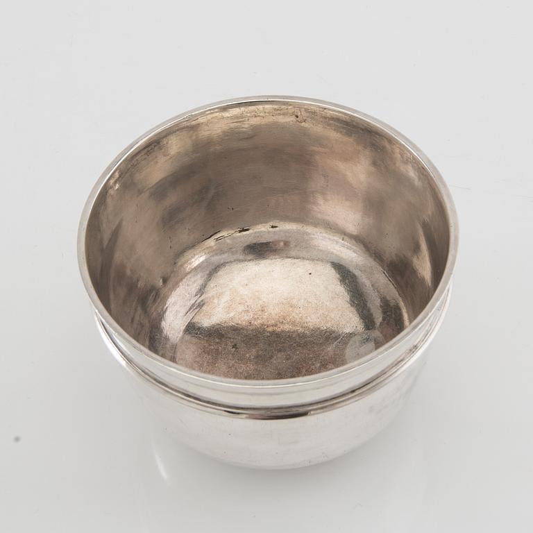 Bowl silver London 19th century or earlier.