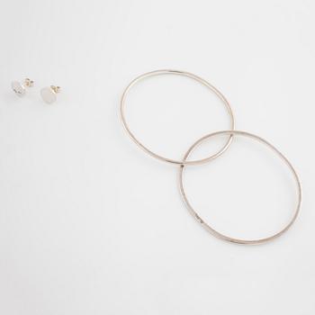 EFVA ATTLING, ARMRING "Twosome cuff" samt ÖRHÄNGEN "Dots ear".