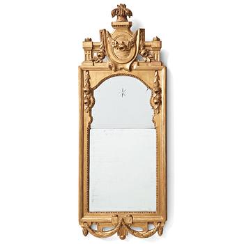 104. A Gustavian 1770/80's mirror attributed to Johan Åkerblad (master in Stockholm 1758-1799).