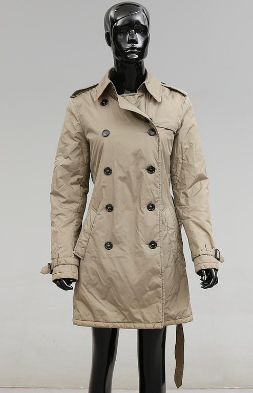 KAPPA/JACKA, Burberry.