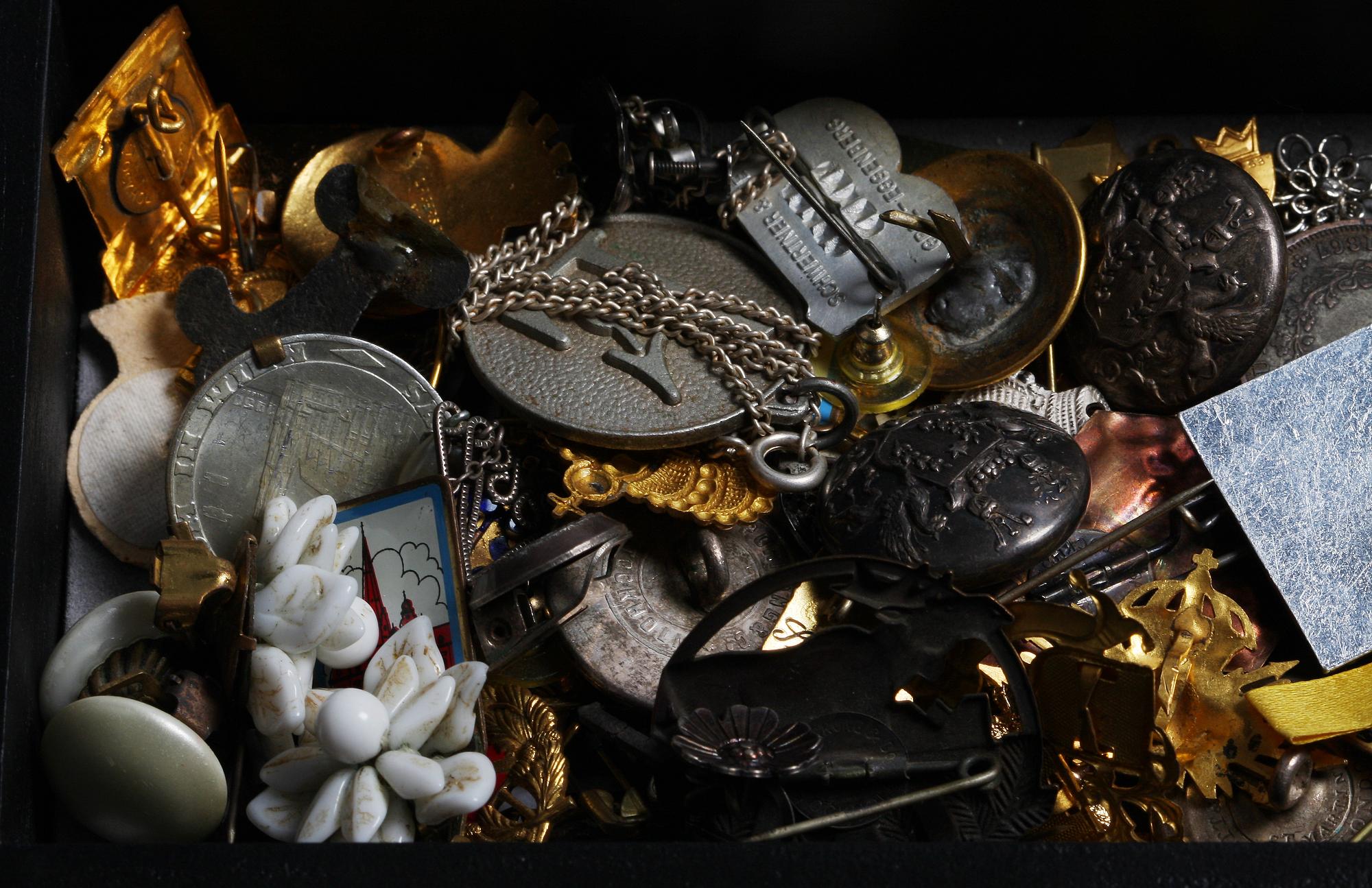 PARTI NIPPER OCH KURIOSA.