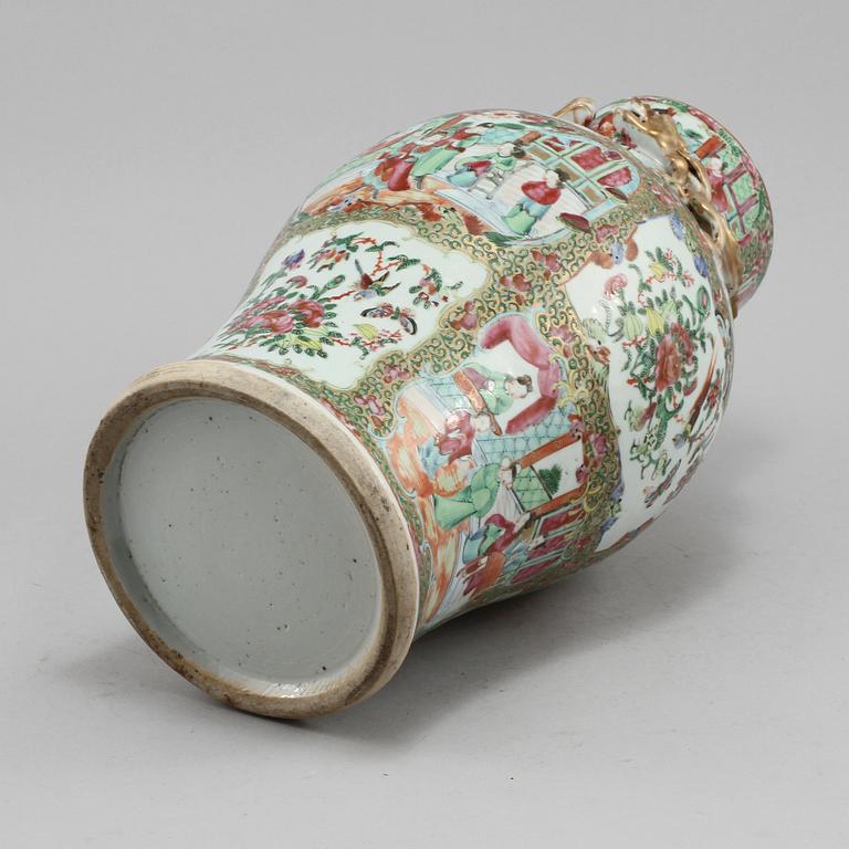 VAS, porslin, Kanton, Kina, omkring sekelskiftet 1800/1900.