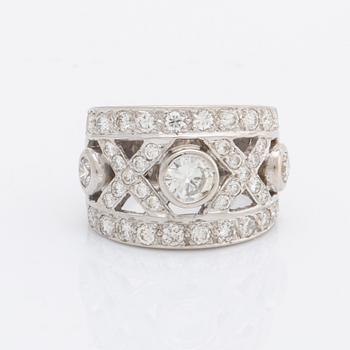 DIAMOND RING 18K whitegold with brilliant-cut diamonds approx 1,5 ct in total.