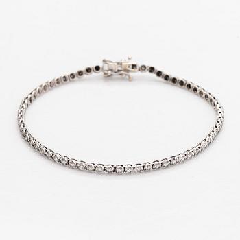 Tennis bracelet, brilliant-cut diamonds totalling 2.70 ct, 18K white gold, Italy.