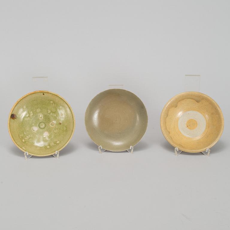 A group of seven Southeast asian ceramics, 19th century and later.