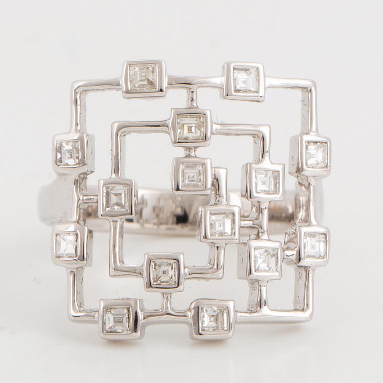 Step-cut diamond ring.