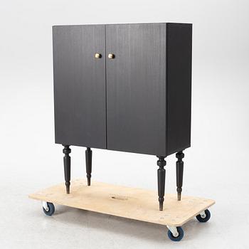 Cabinet, contemporary.