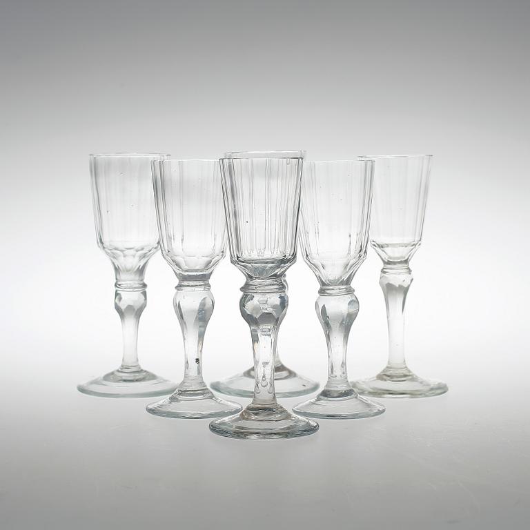 VINGLAS, 6 stycken, omkring 1800.