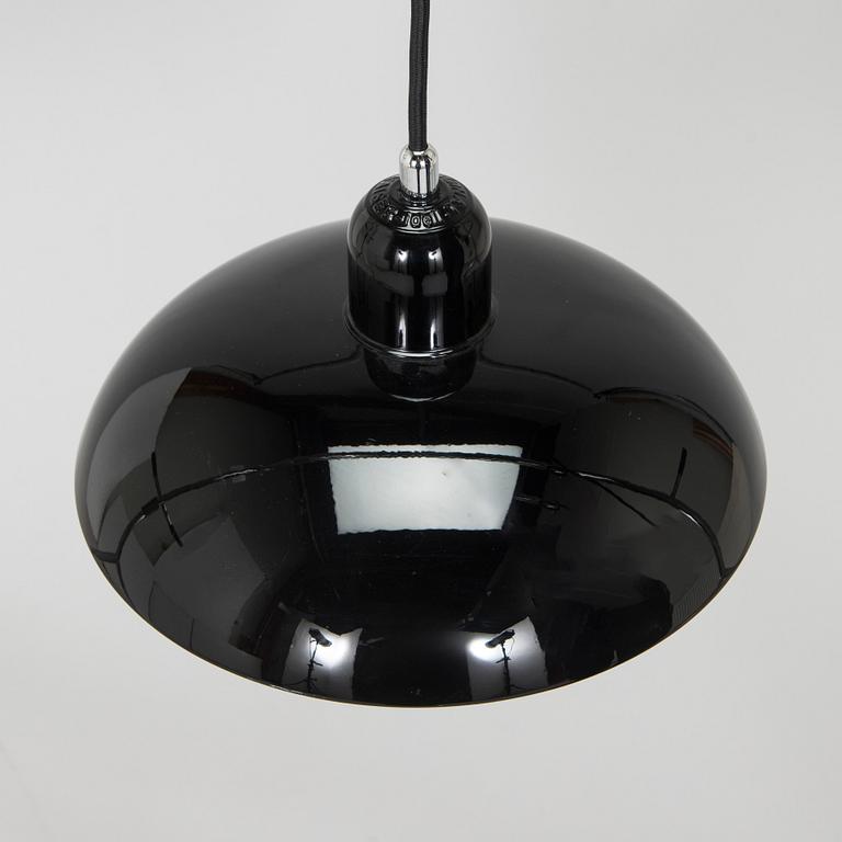 Christian Dell, taklampa, "Kaiser Idell 6631-P" Fritz Hansen, Danmark.