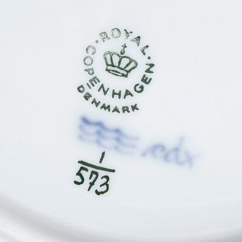 KAFFESERVIS, 48 delar, porslin, "Musselmalet" Royal Copenhagen.