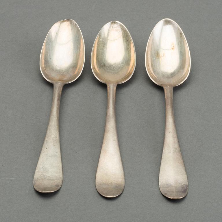 A set of 12 Swedish 19th century silver spoons mark of J Malmstedt Gothenburg 1804, weight ca 780gr.