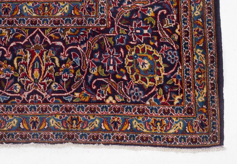 Carpet, Keshan, approx. 400 x 295 cm.