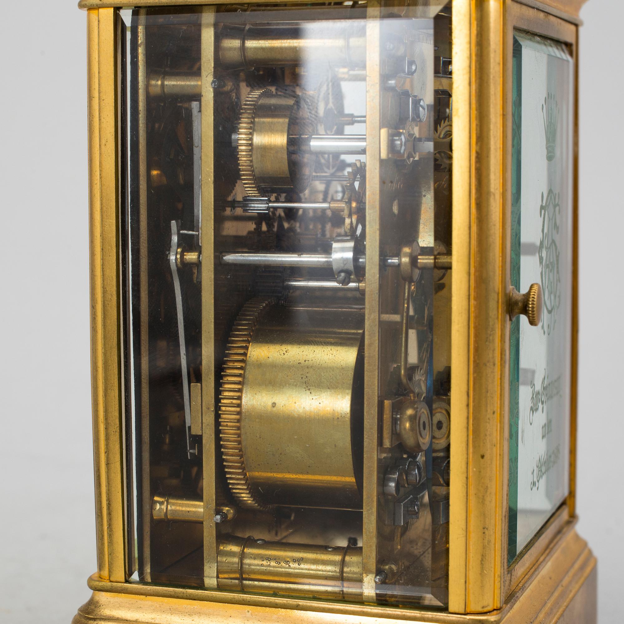 K. REINHOLDT & SOHN, Hofuhrmacher, Karlsruhe - Bordsur / Reseur, 90 x 140 x 80 mm.